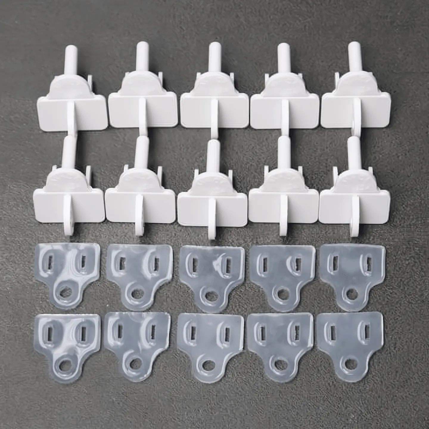 Weatherproof Electrical Plug Extension Cord Gaskets and White Covers, 10 Pack